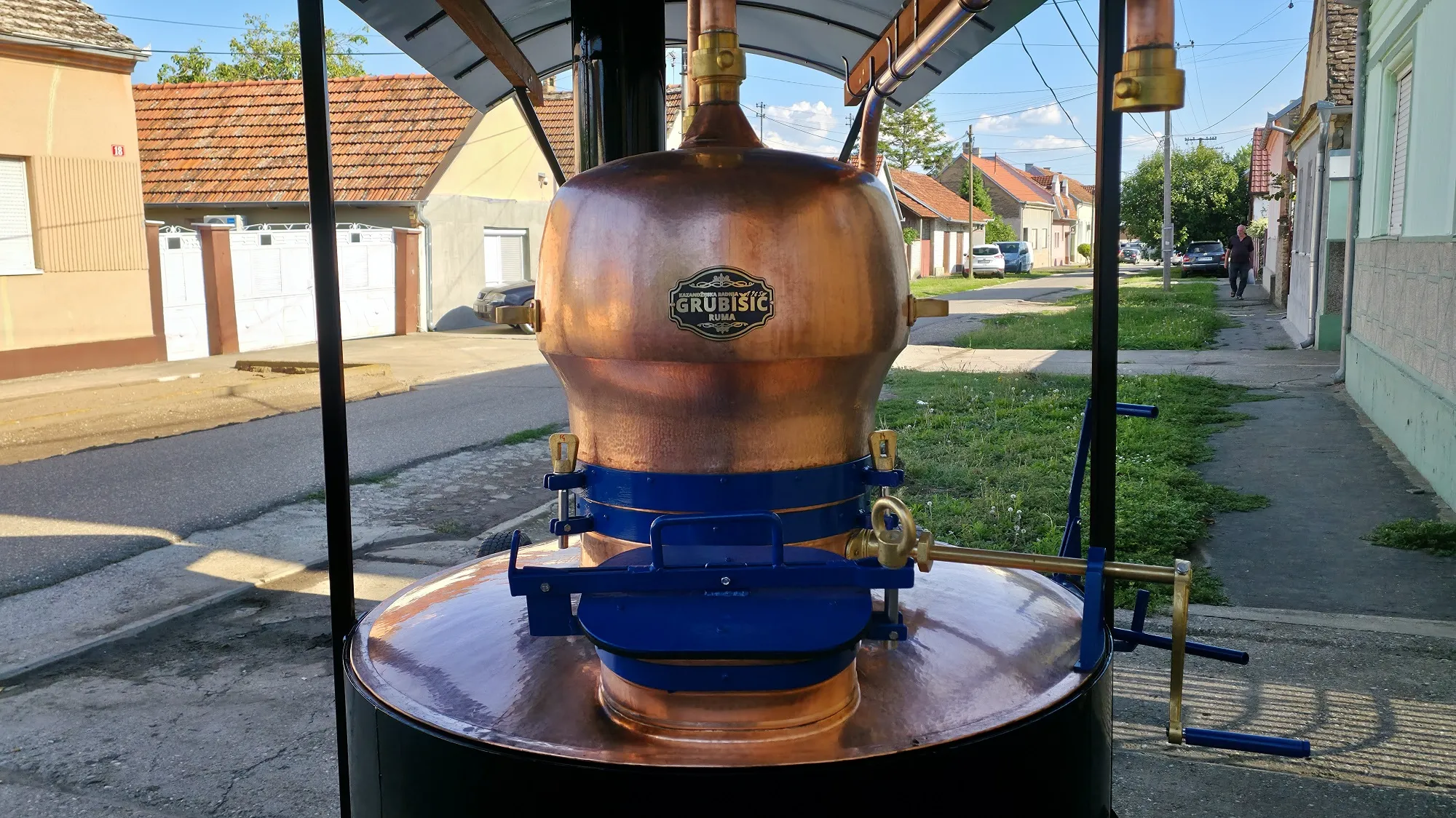 Bakarna lula na kazanu 160L — parovodna cev